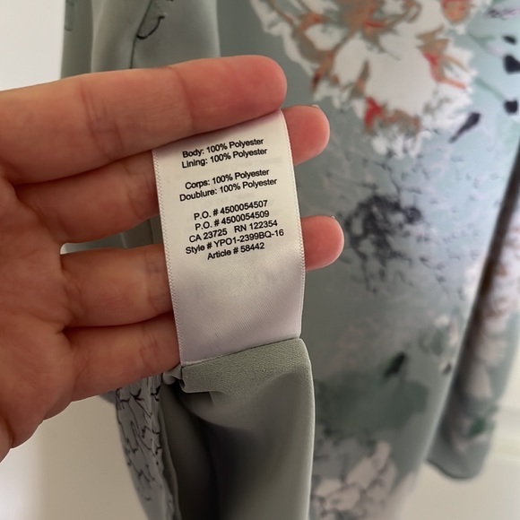 Babaton Floral Tank‎ - Picture 6 of 7